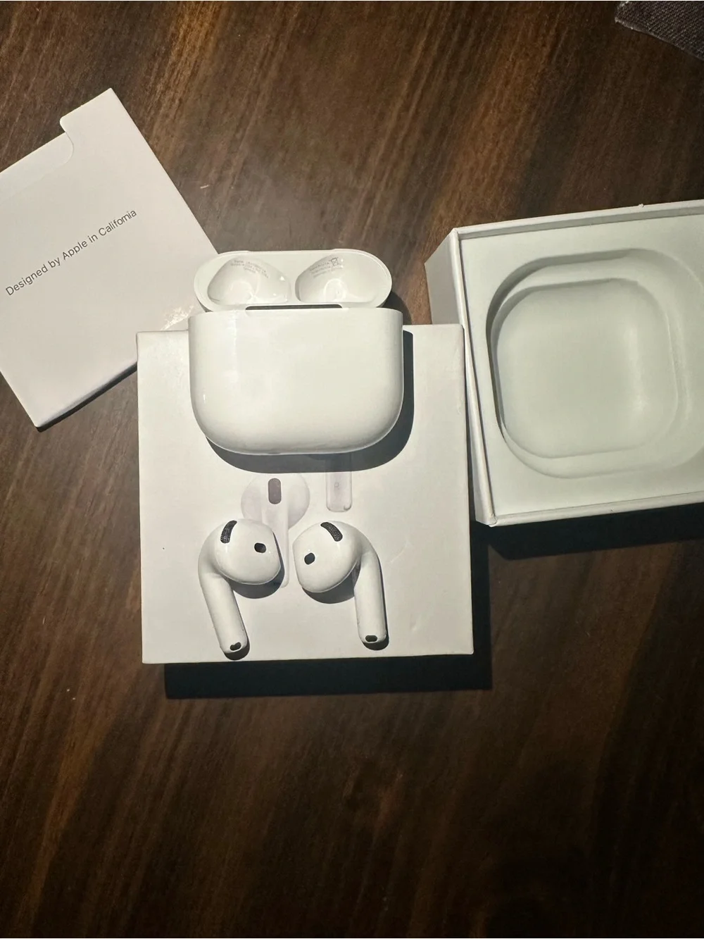 Apple White True Wireless Earbuds with Charging Case